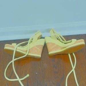 Geox platform yellow brand new never worn